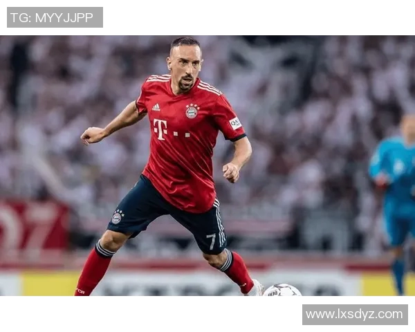 全球足球超级球星风采各异 探索各大国家队背后的传奇人物与荣耀时刻