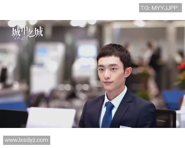 足球球星合照引发辞职风波，背后真相揭露职场权力博弈