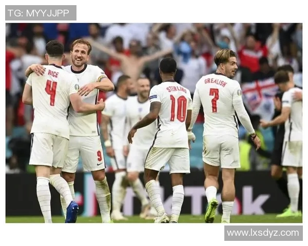 美国女足球星荣获大奖时激动落泪精彩瞬间回顾